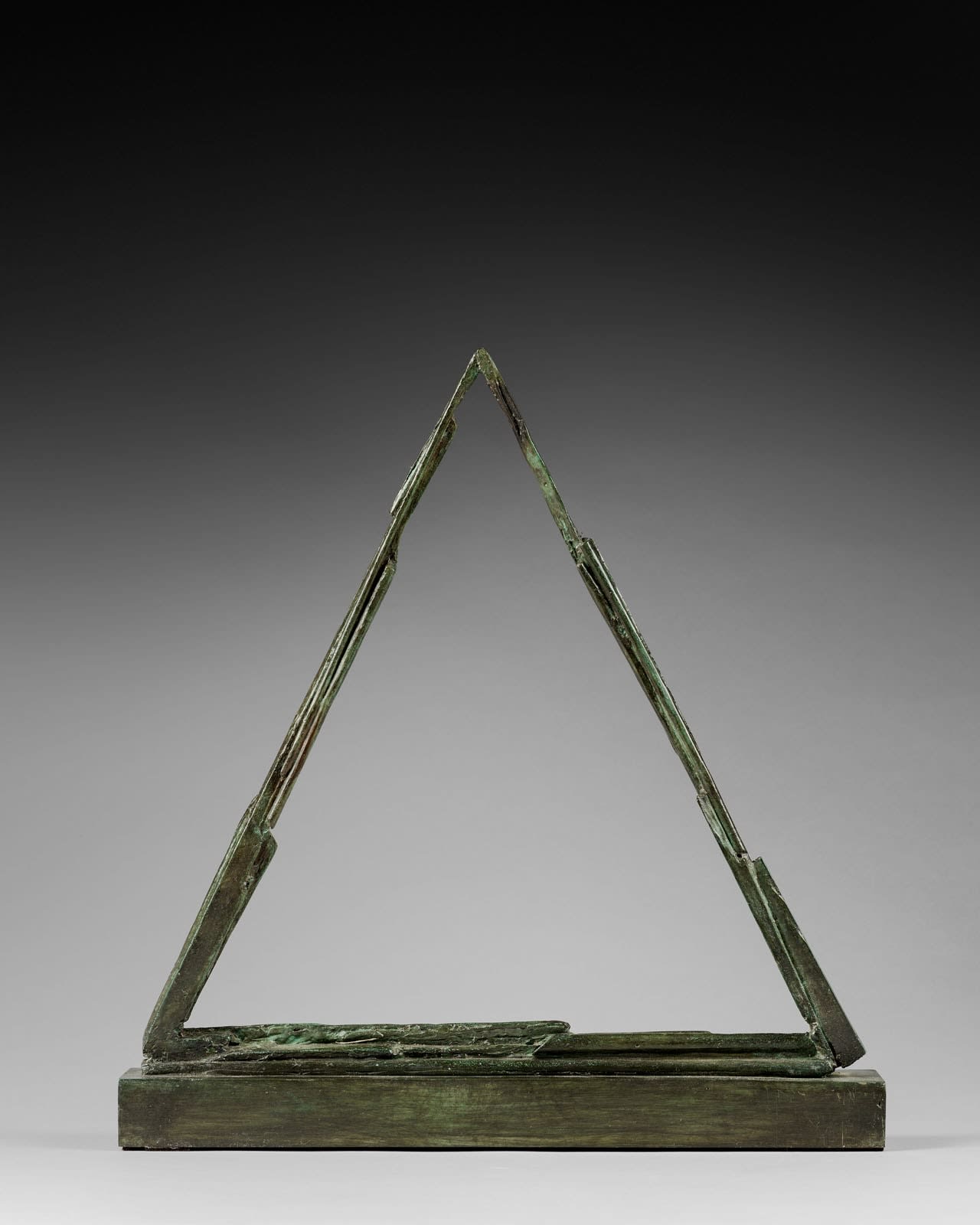 BRUNO ROMEDA, Untitled, Triangle, 2016