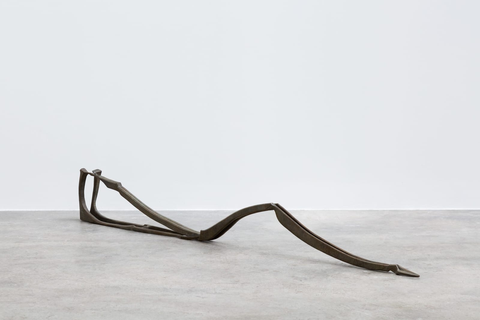 Pascal BAZILE, Fleur de fer II, Dame blanche , 1994