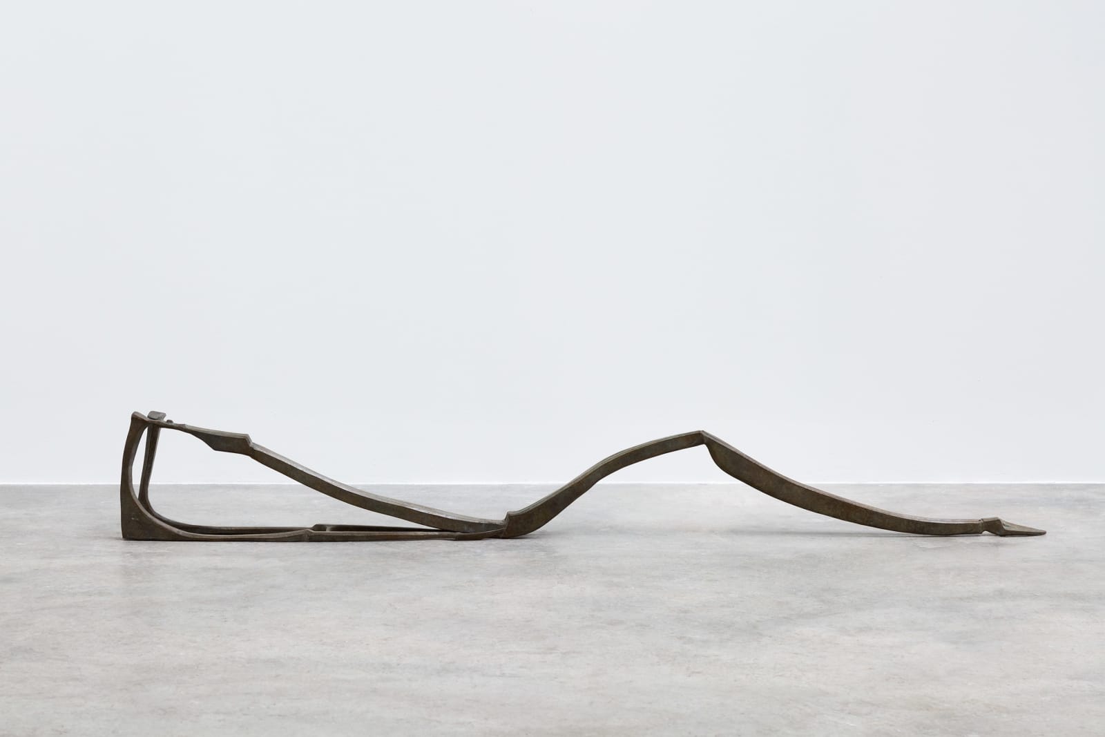 Pascal BAZILE, Fleur de fer II, Dame blanche , 1994