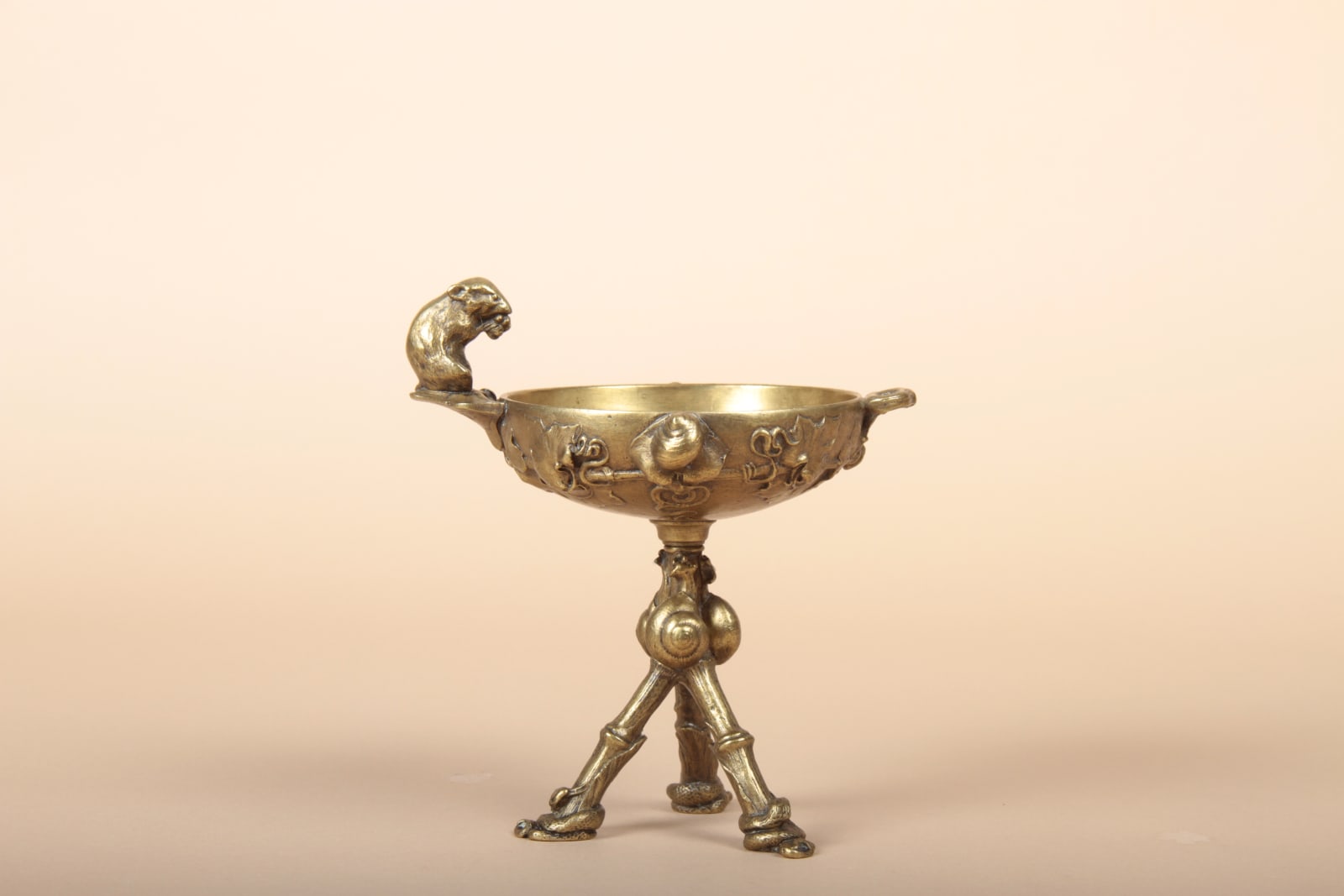 Auguste Cain, Coupe tripode à la souris, circa 1880