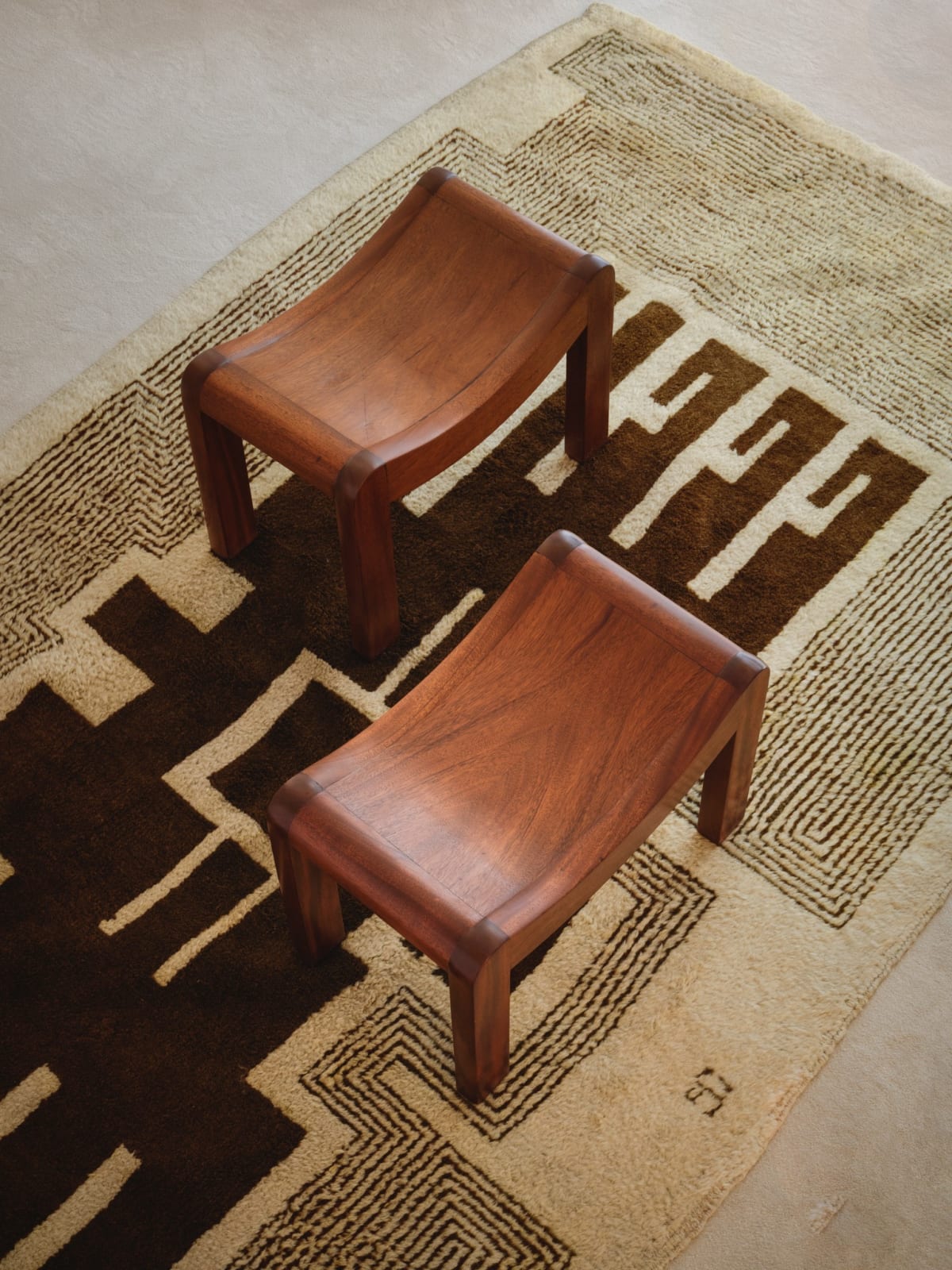 PIERRE CHAREAU, Pair of 'SN1' stools, c. 1921