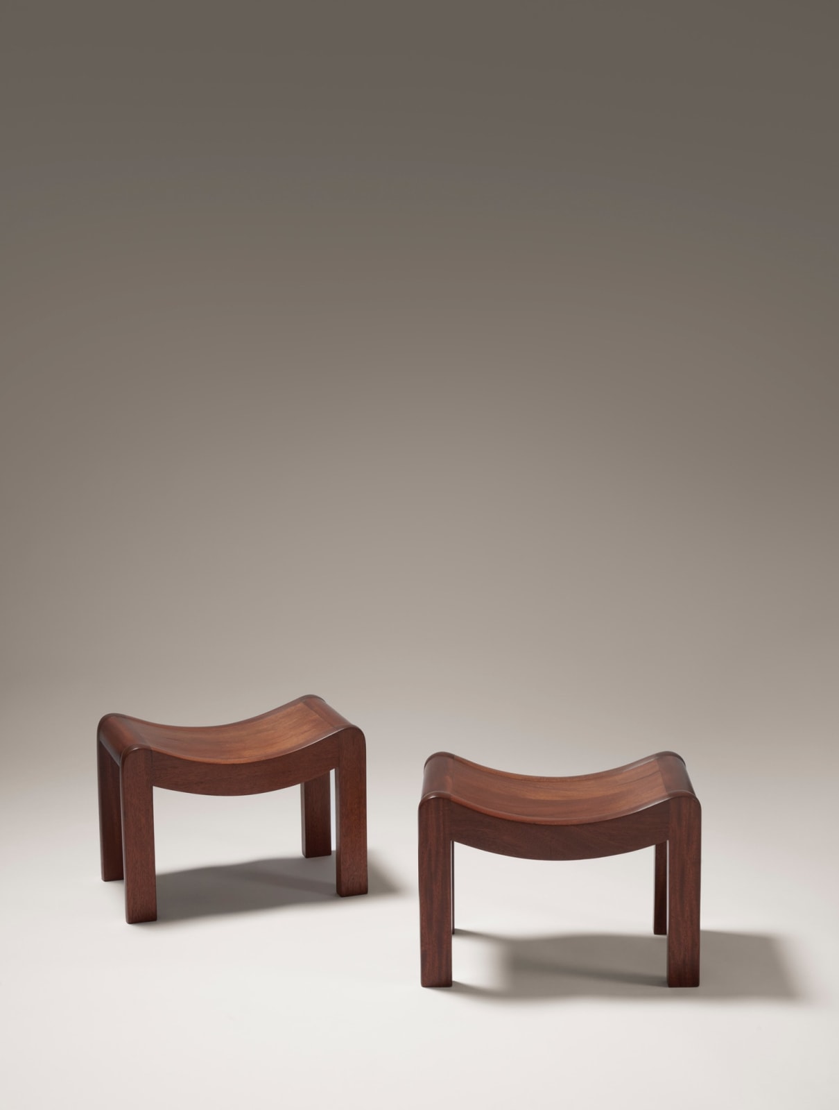 PIERRE CHAREAU, Pair of 'SN1' stools, c. 1921