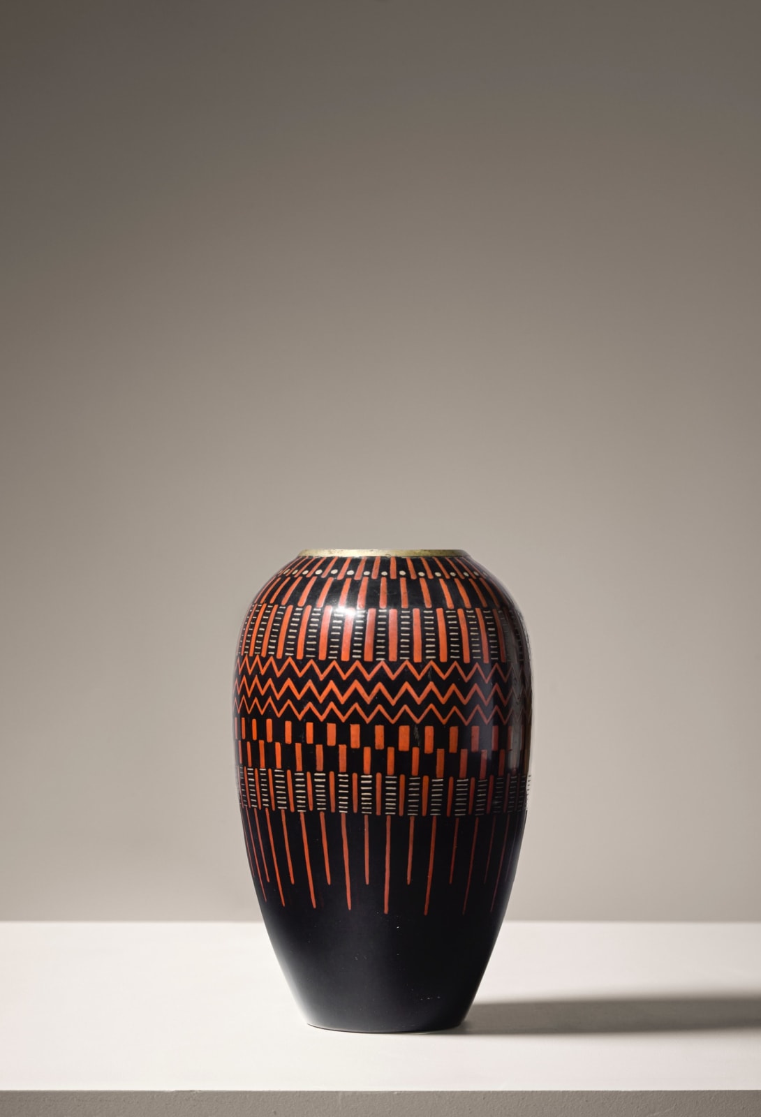 JEAN DUNAND, Vase, c. 1925