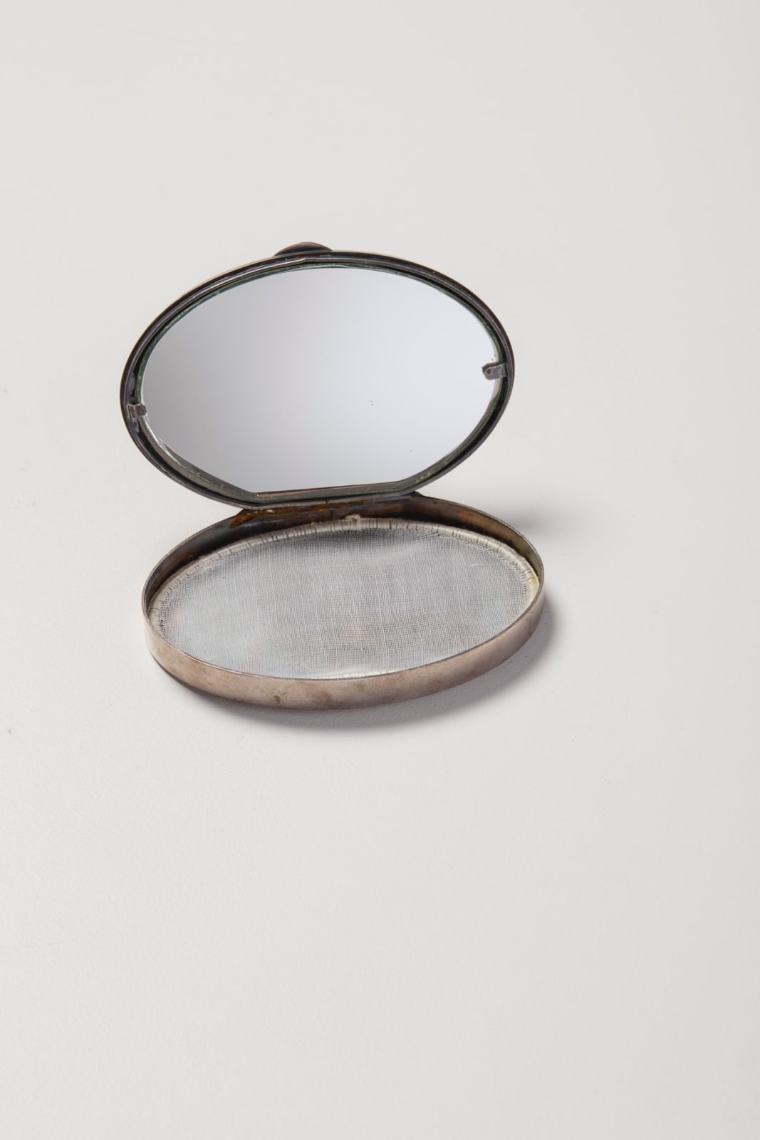 LINE VAUTRIN, POWDER BOX, c. 1940