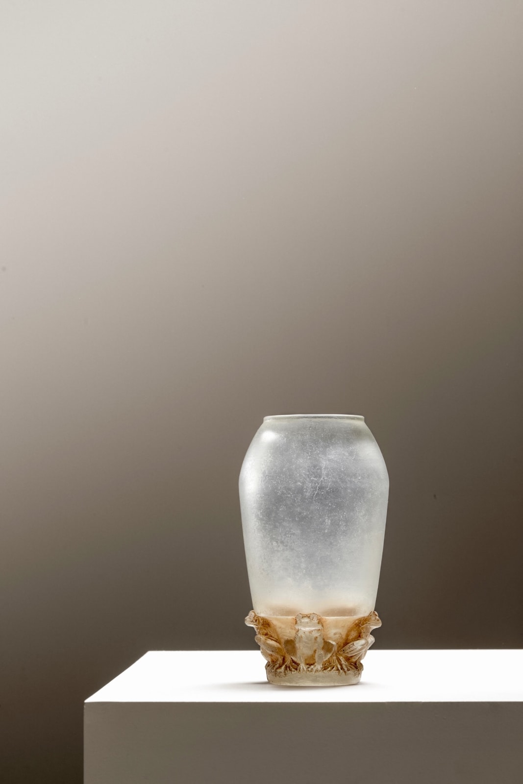 RENÉ LALIQUE, 'Four Frogs' Vase , c. 1920