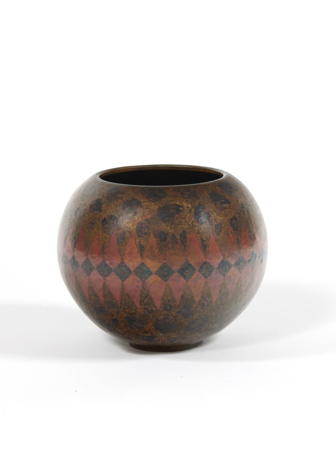 CLAUDIUS LINOSSIER, VASE 'CARRES LOSANGES ET TRIANGLES EN FRISES', c. 1924