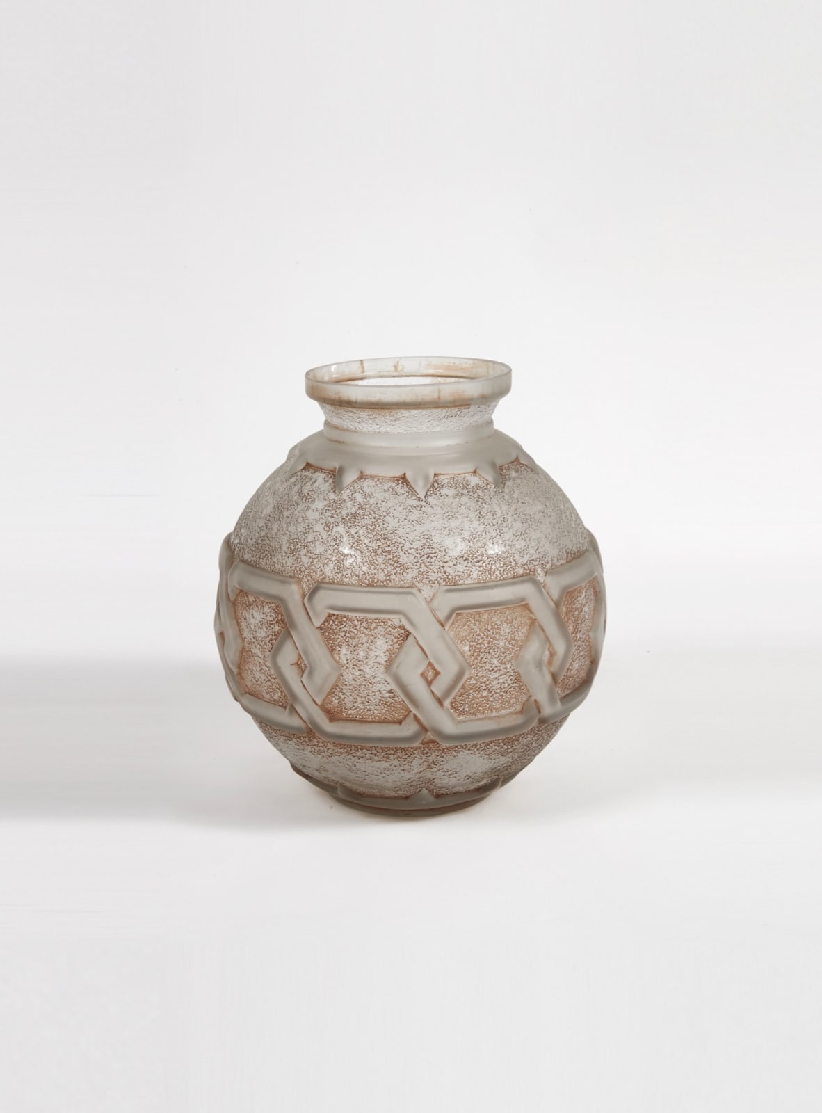 DAUM FRERES, VASE, c. 1930