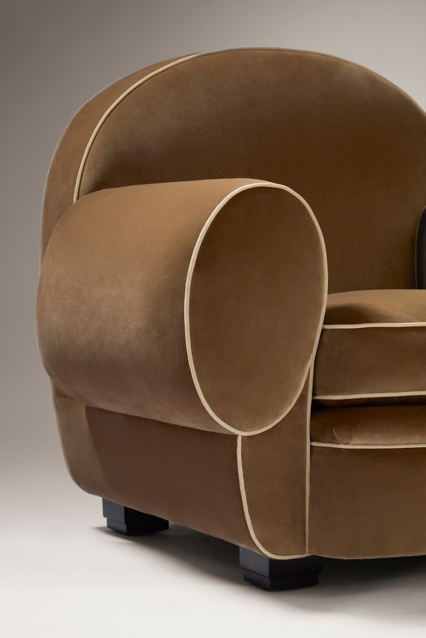 JACQUES-ÉMILE RUHLMANN, PAIR OF ARMCHAIRS 'ELEPHANT' , c. 1926