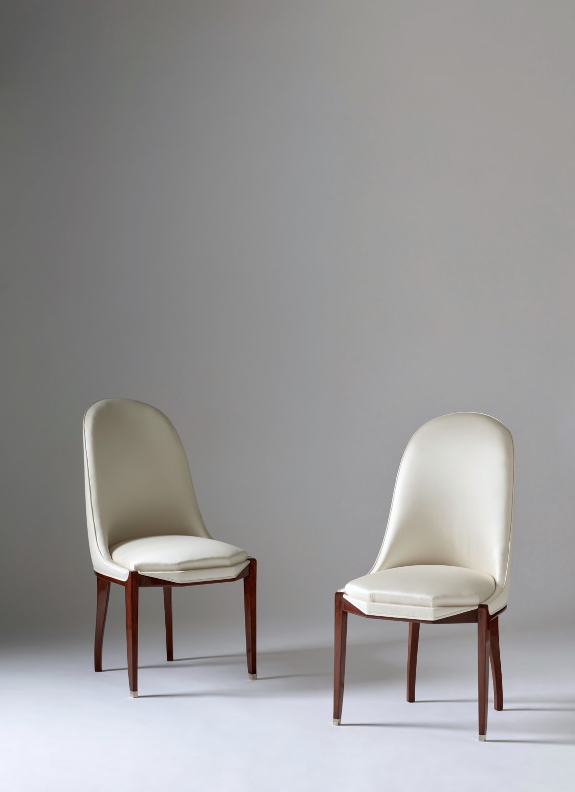JACQUES-ÉMILE RUHLMANN, PAIR OF CHAIRS 'CUILLER', c. 1930