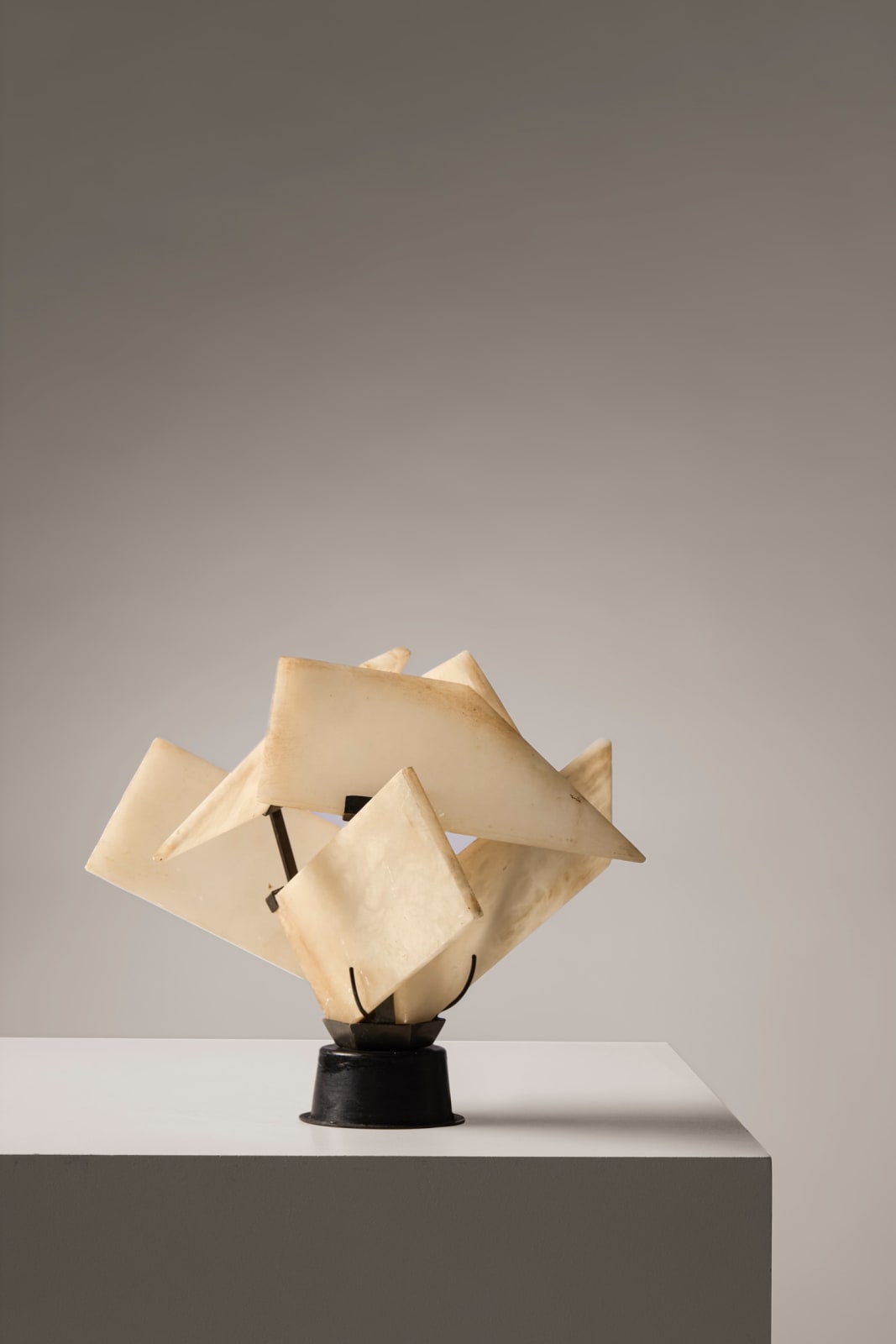 PIERRE CHAREAU, 'FLEUR' TABLE LAMP, MODEL NO. LP166, c. 1924