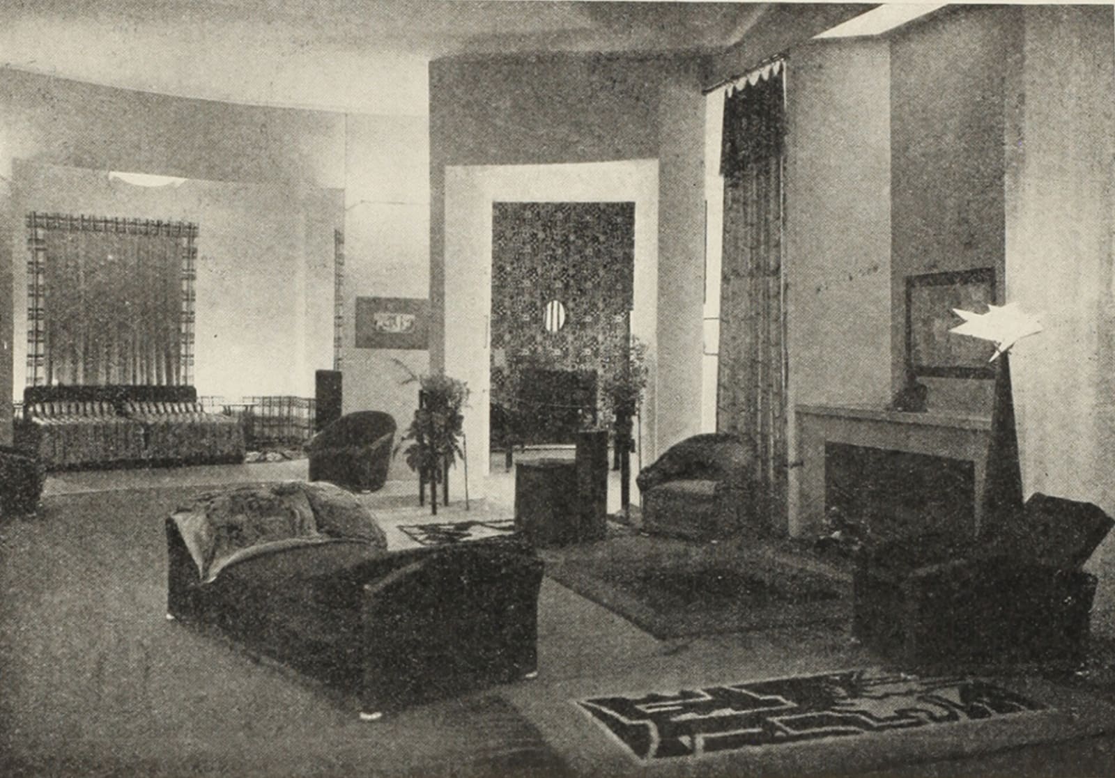 PIERRE CHAREAU, 'SN31' FLOOR LAMP, c. 1925