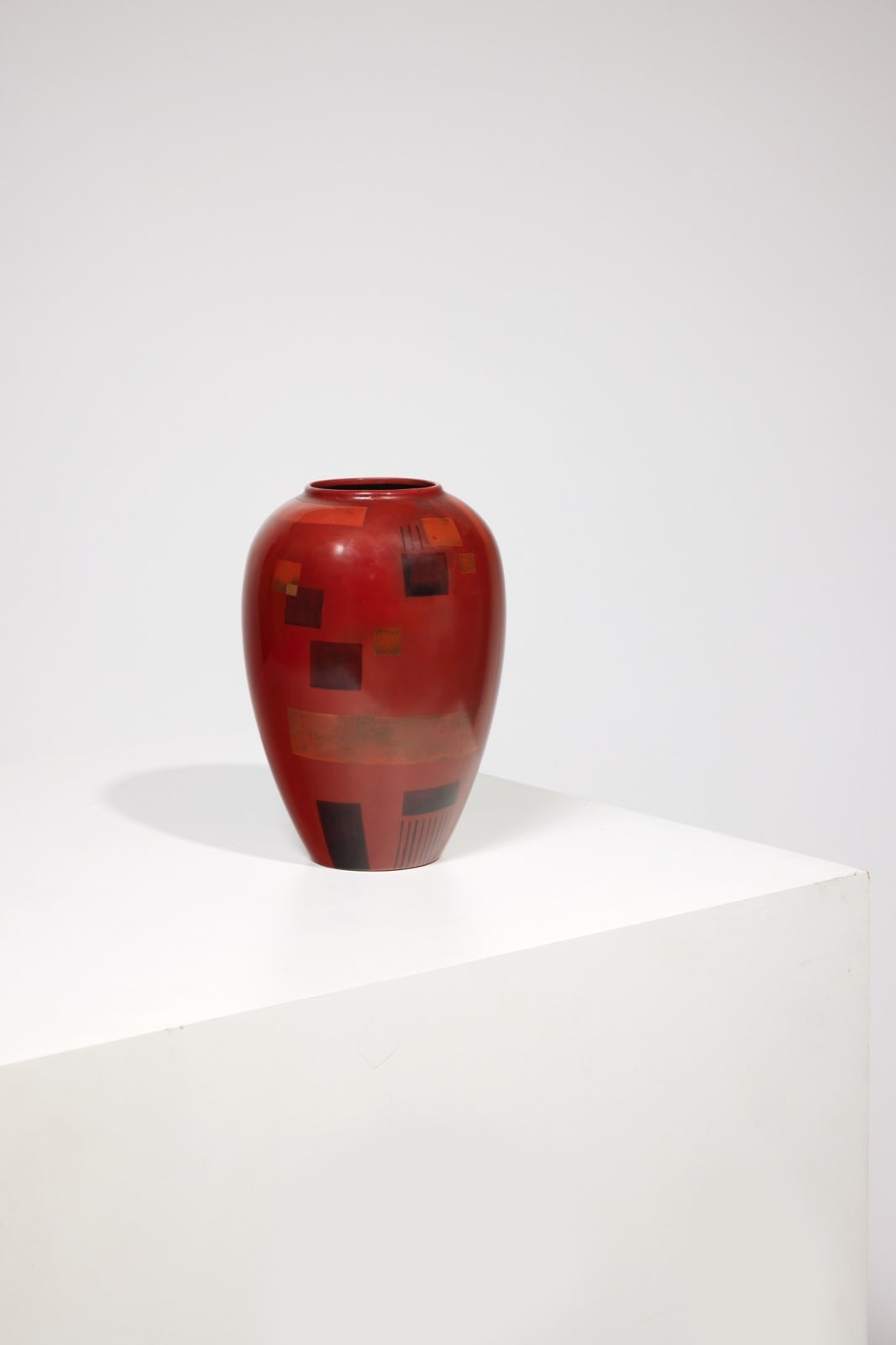 JEAN DUNAND, VASE, c. 1920