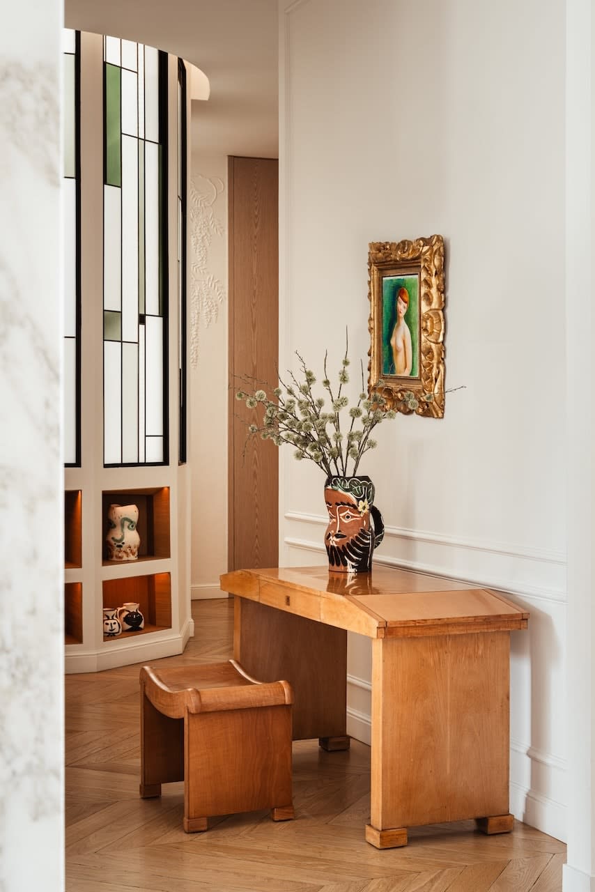 PIERRE CHAREAU, 'MB 1055' DESK AND 'MF275' CHAIR , c. 1927