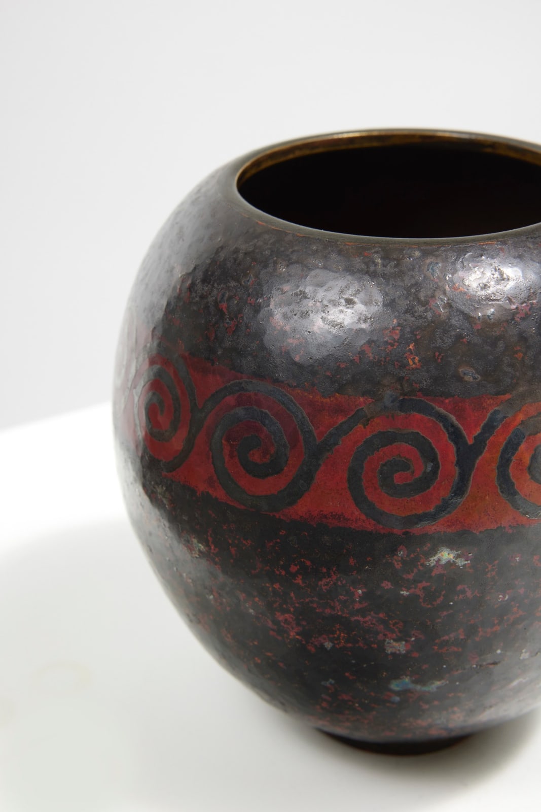 CLAUDIUS LINOSSIER, VASE, c. 1926