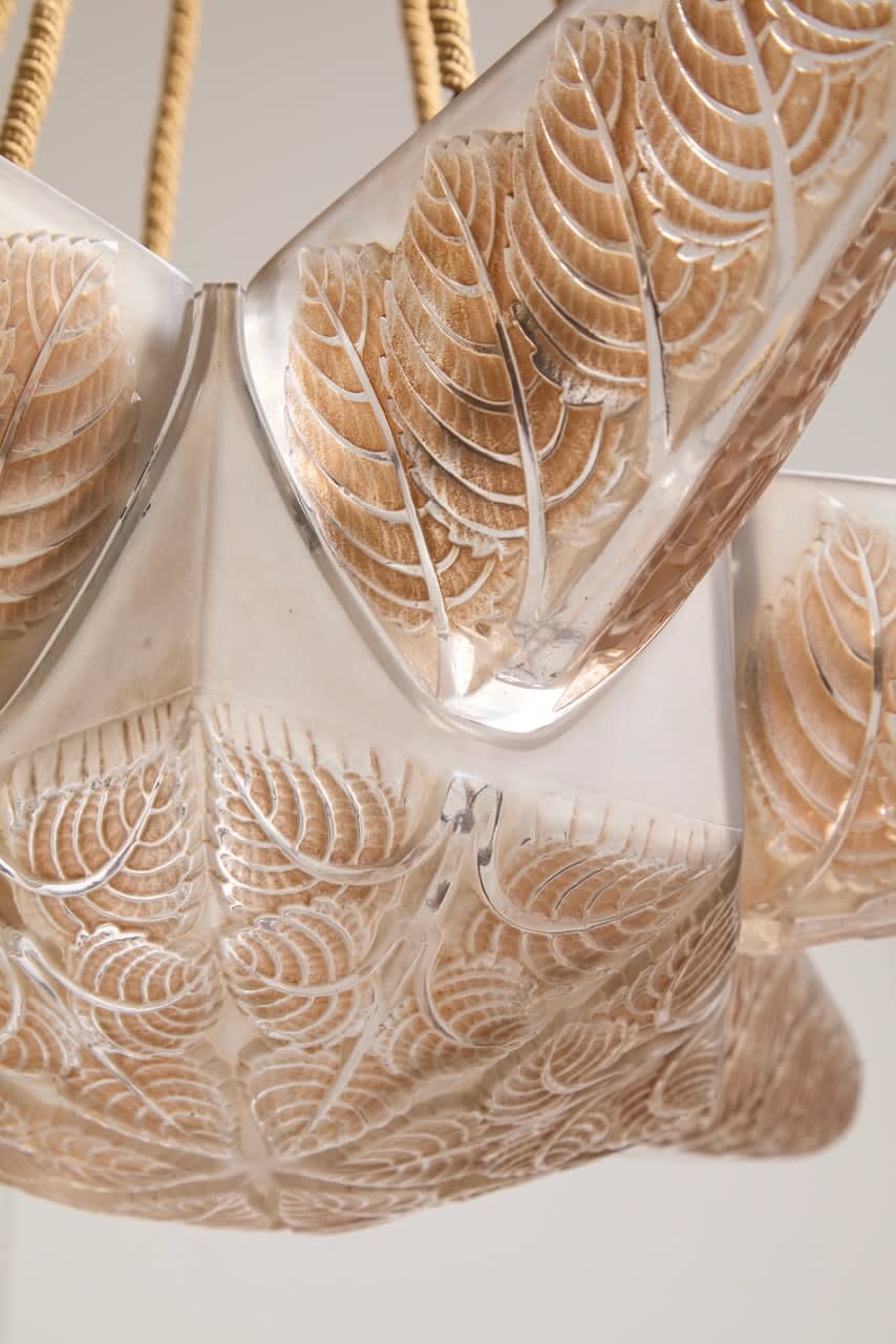 RENÉ LALIQUE, Suspension 'Noisetier' , c. 1924