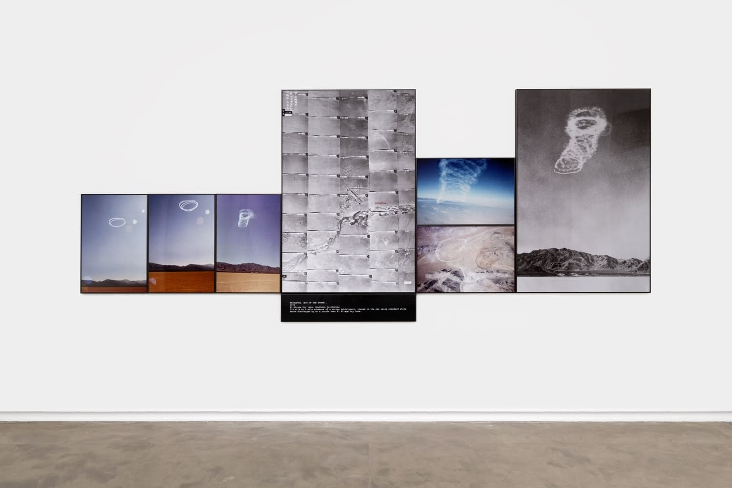 Dennis Oppenheim Whirlpool - Eye of the Storm Photographie couleur, photographie noir et blanc, texte 220 x 500 cm 86.61 x 196.85 in
