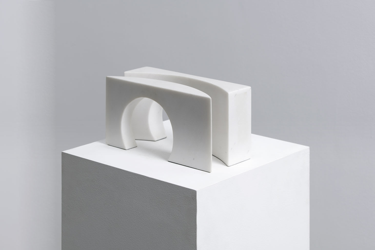 Marta Pan Foundation, Porte n°25, 2001
