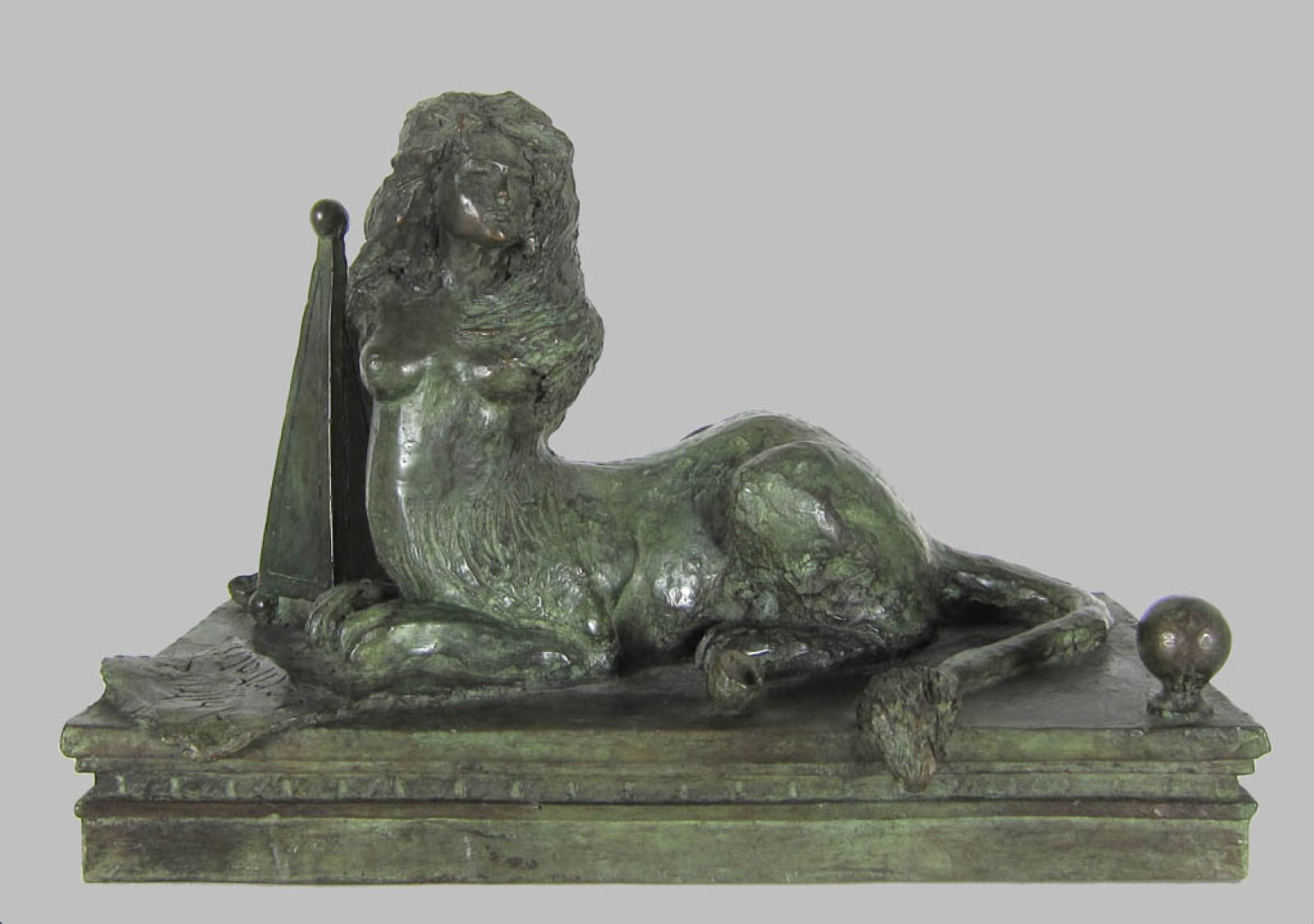 Leonor Fini, Sphinx gardien, 2005