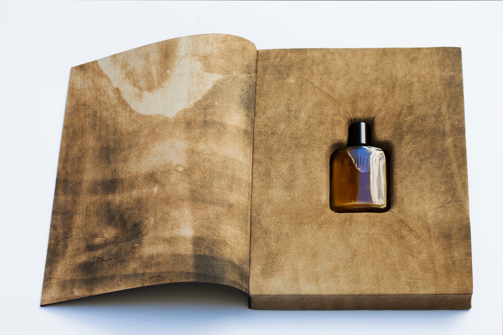 Roberto Greco, Perfume Box, 2017