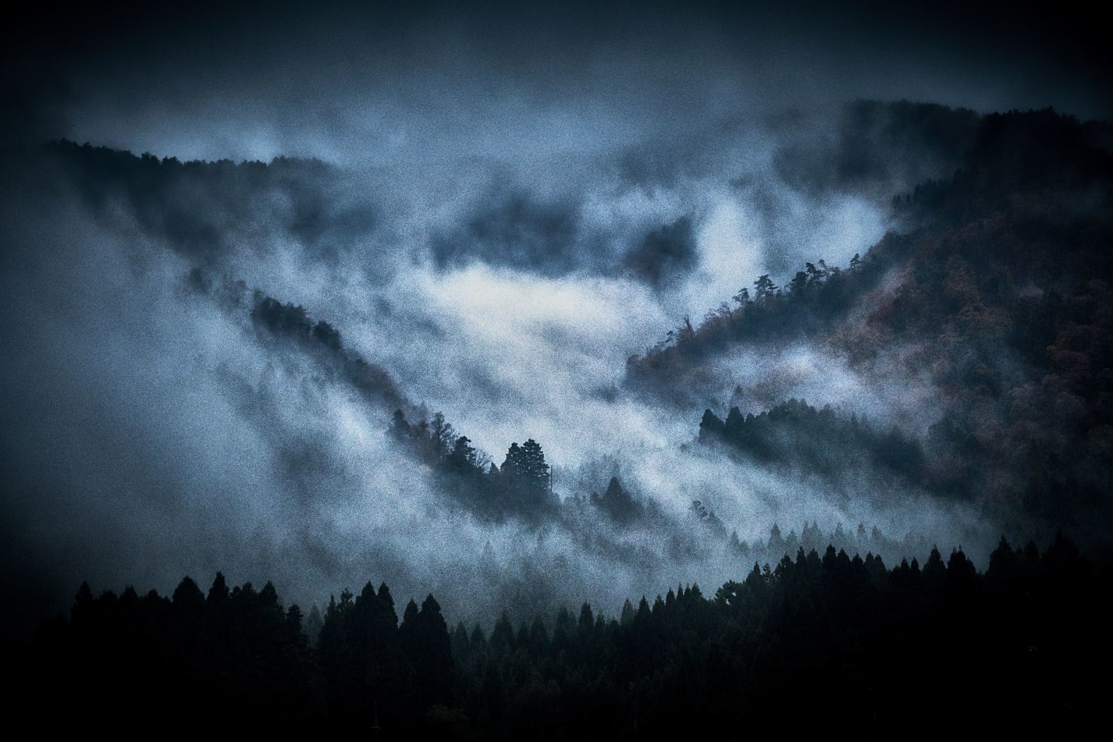 Yasuhiro Ogawa, Foggy Mountains, 2016