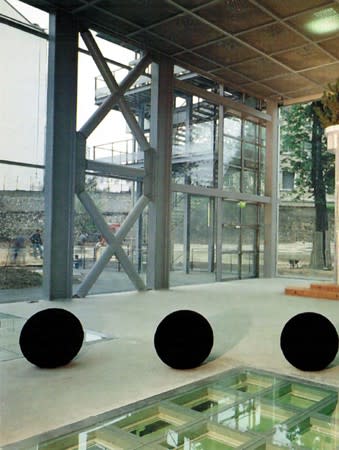 Richard Artschwager, Three Periods, 1994