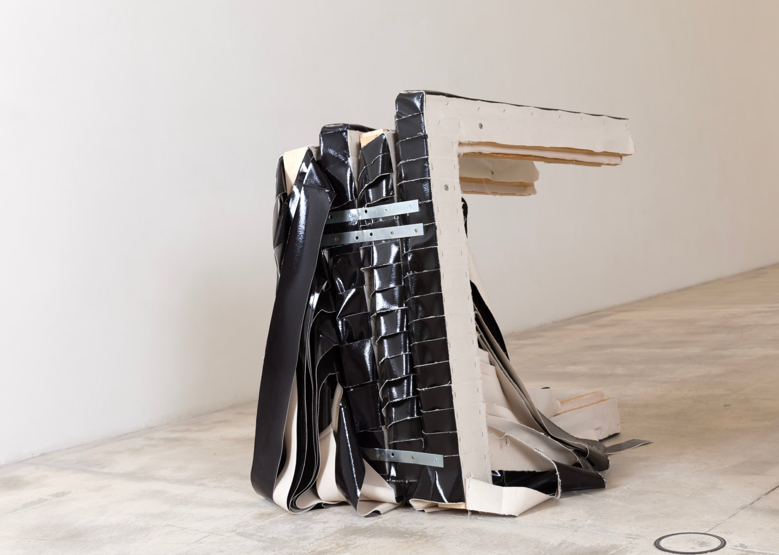 Angela de la Cruz, Barricade (Black/Purple), 2023