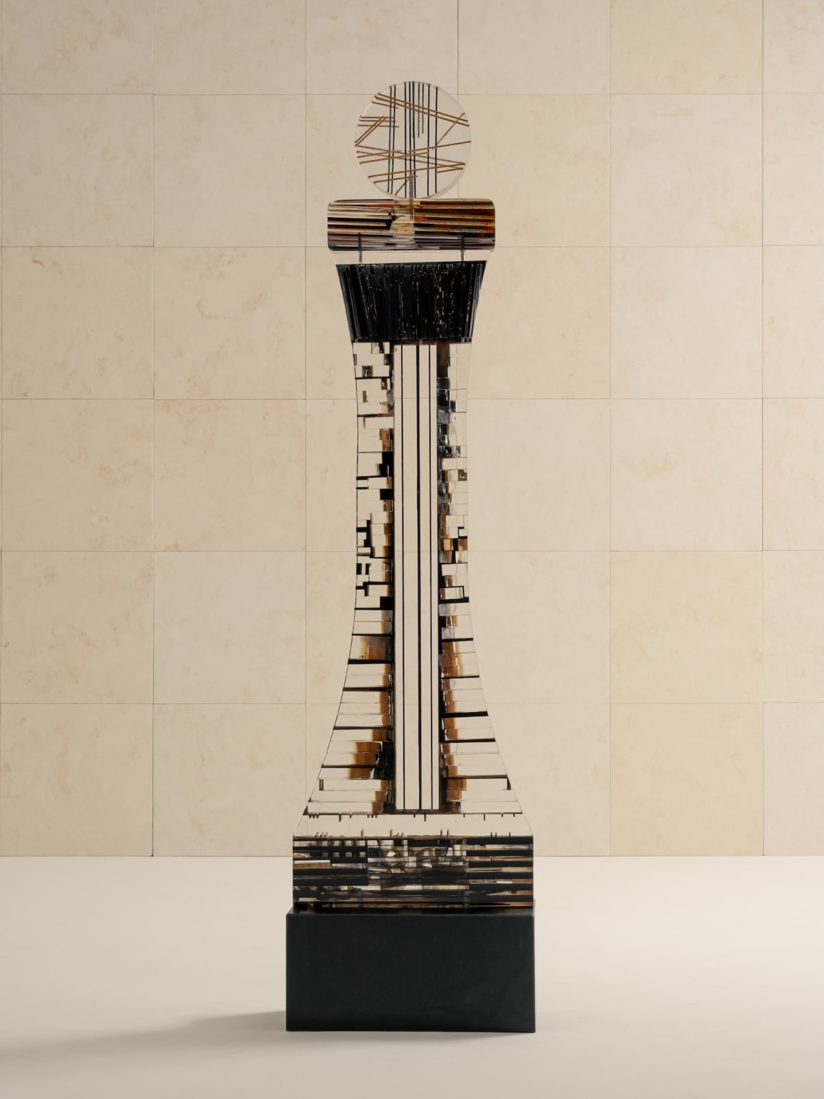 Monique Rozanes, "Matière Invisible" totem, 2025