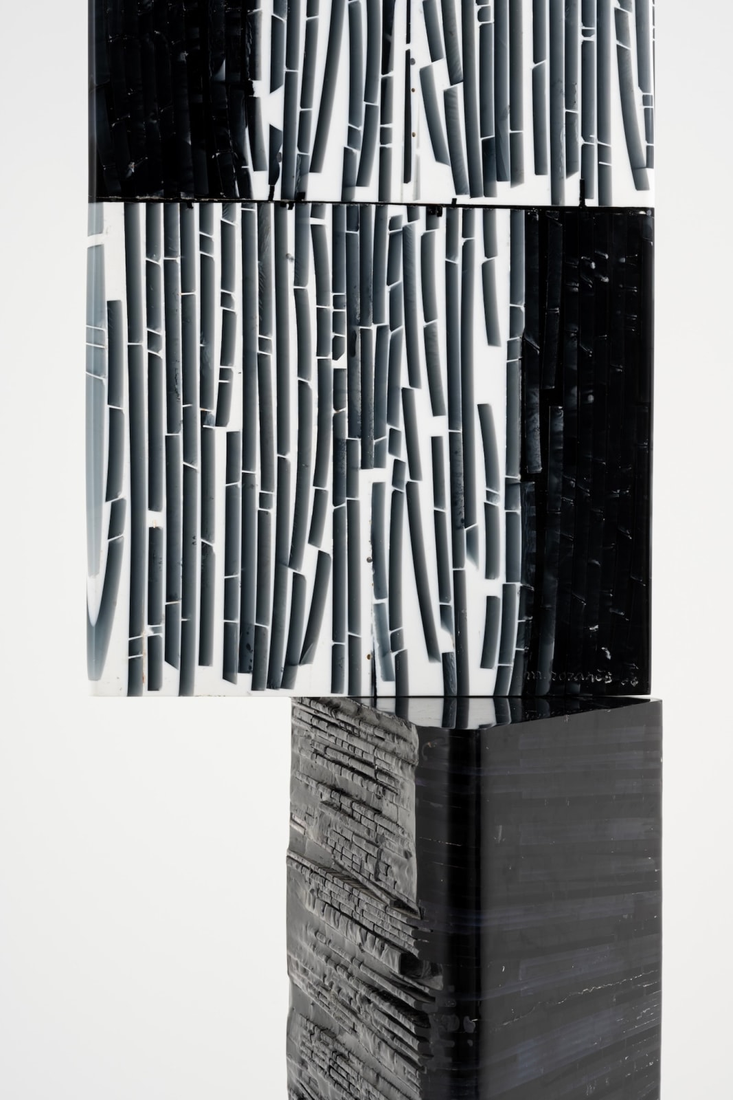 Monique Rozanes, Untitled, 2023