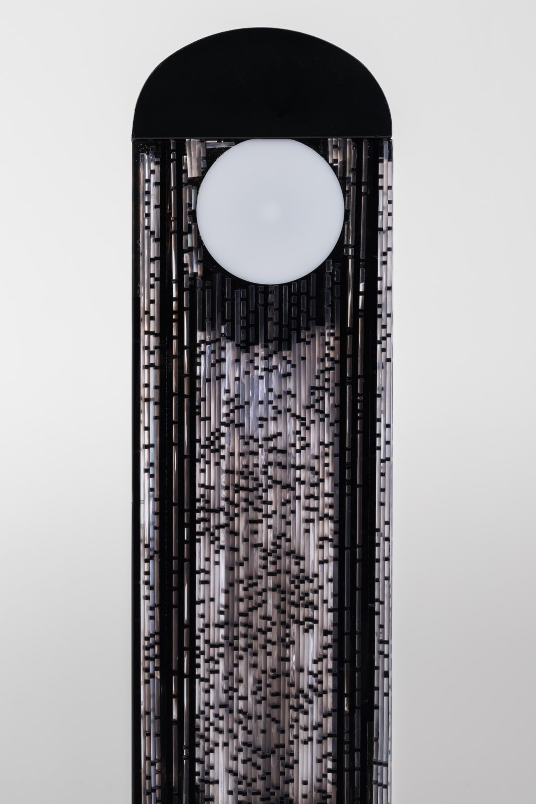 Monique Rozanes, "Noir à la Lune Blanche", 2024