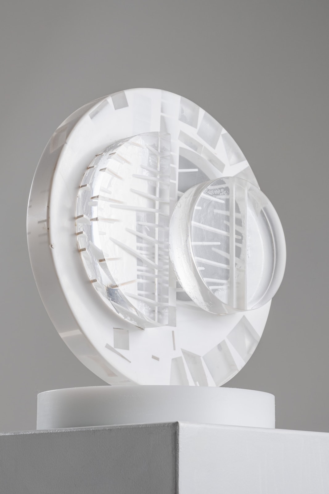 Monique Rozanes, "Blanche", 2023