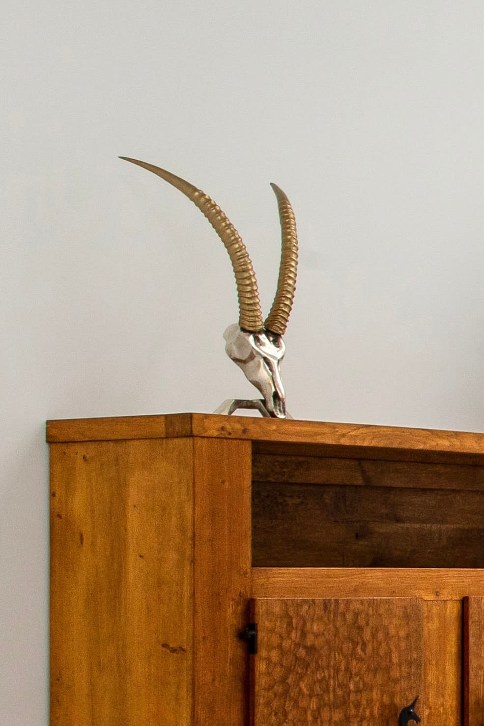 Dickran, "Bucrane" sculpture, c. 1970