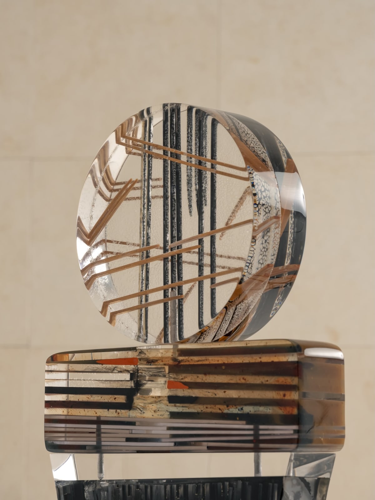 Monique Rozanes, "Matière Invisible" totem, 2025