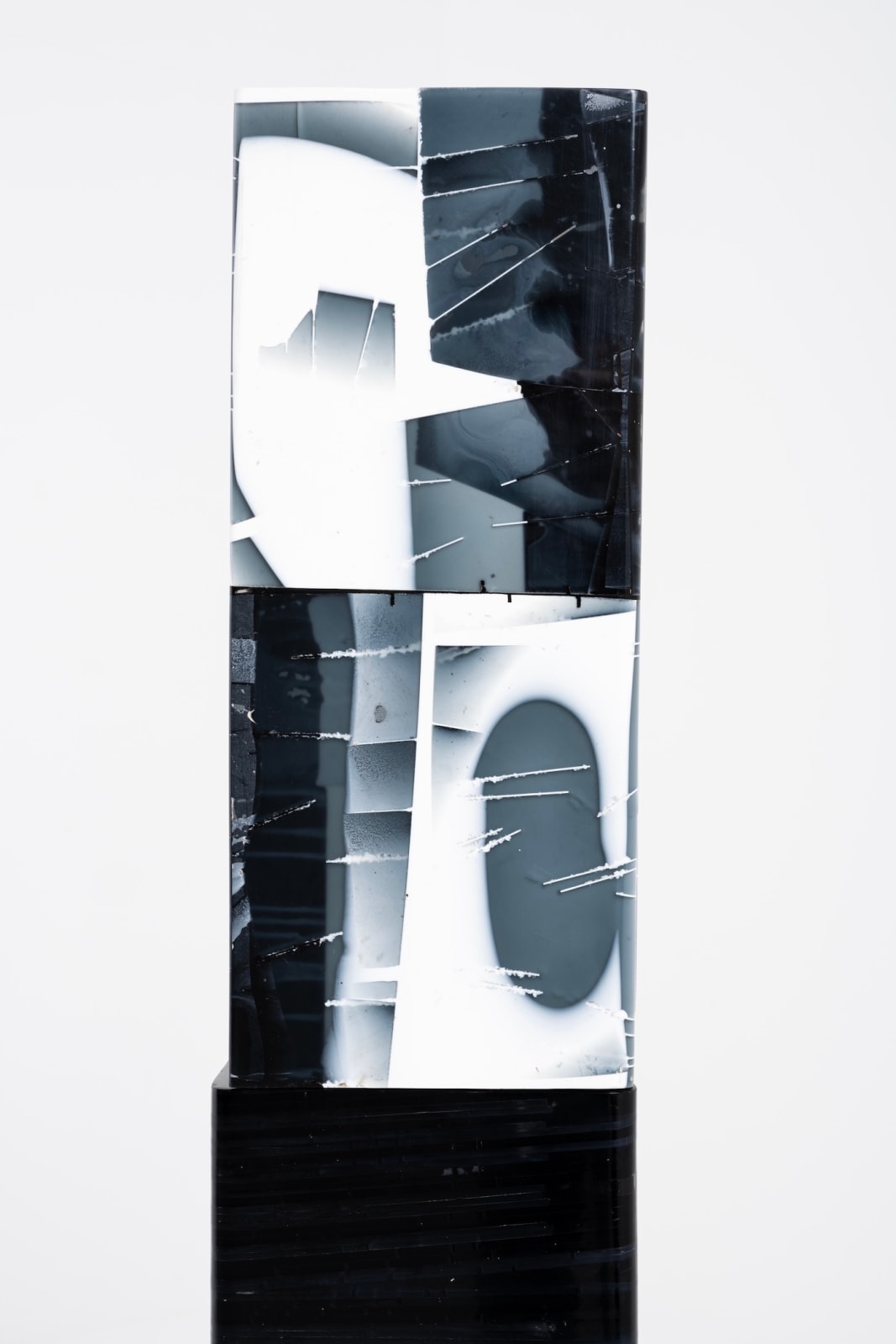 Monique Rozanes, Untitled, 2023