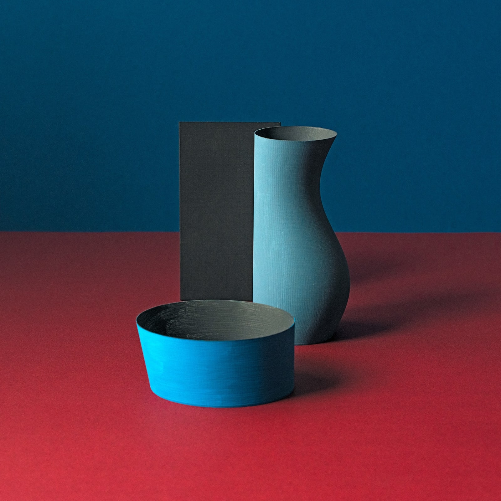 Olena Zubach, Tihožitje z modro skledo / Still Life with a Blue Bowl, 2025