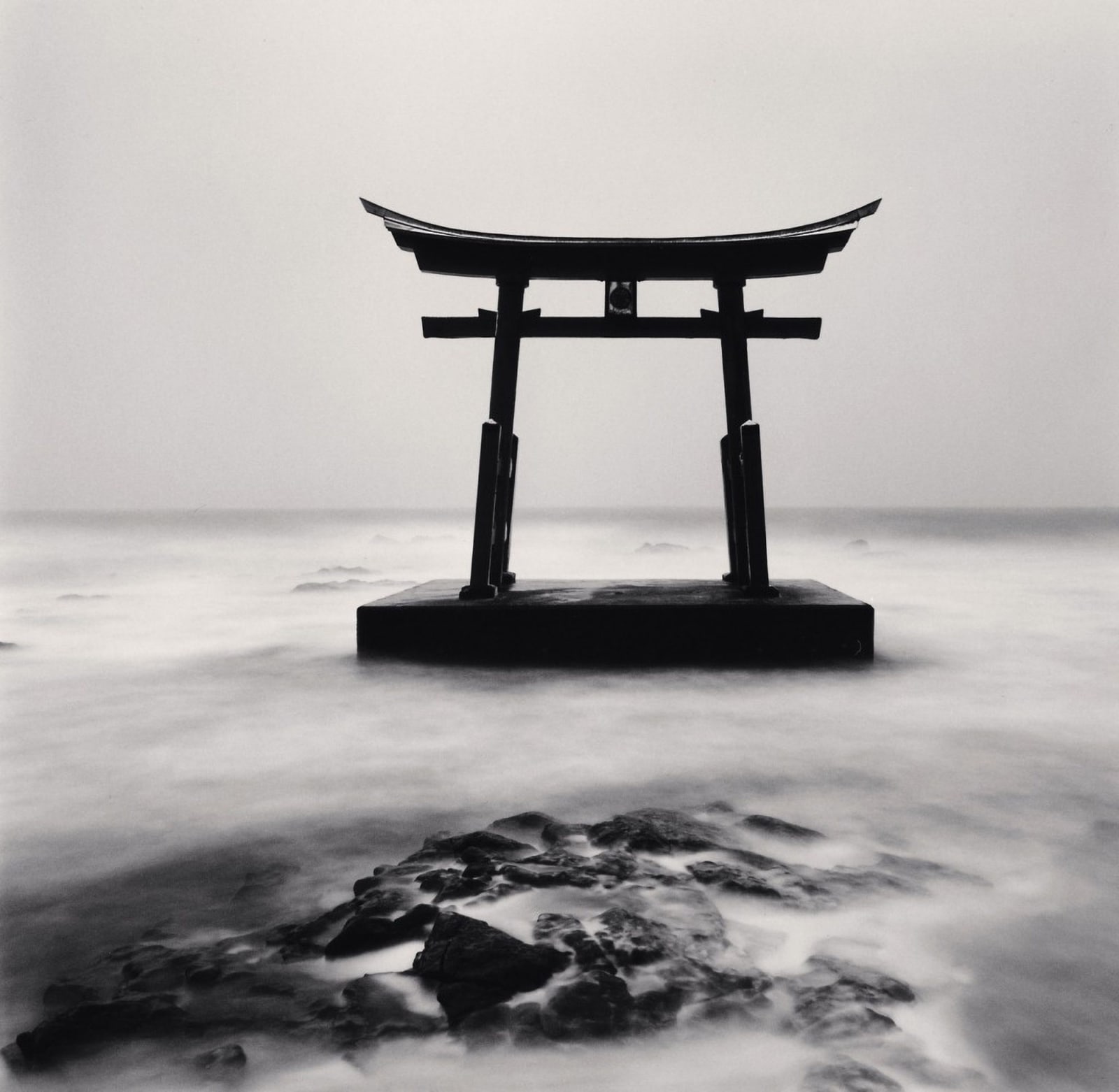 Michael Kenna, Torii-Gate Study 2, 2014