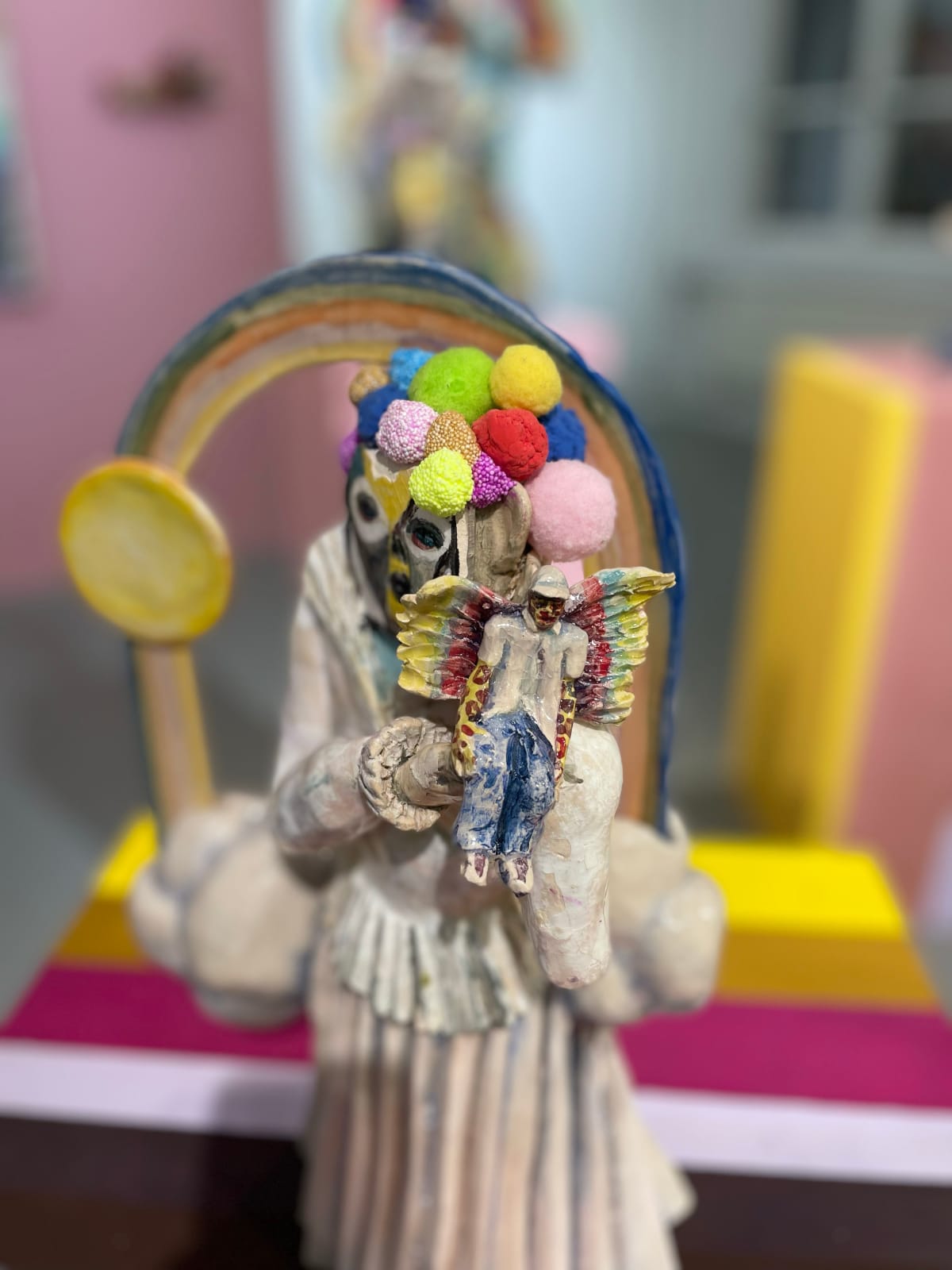 Valeria Montti Colque, Fyra vänner, Guzz (Four Friends, Guzz), 2025