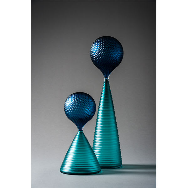 PHILIP BALDWIN & MONICA GUGGISBERG, SPECIES NOVAE: SWELL HEADS 2019, 2019