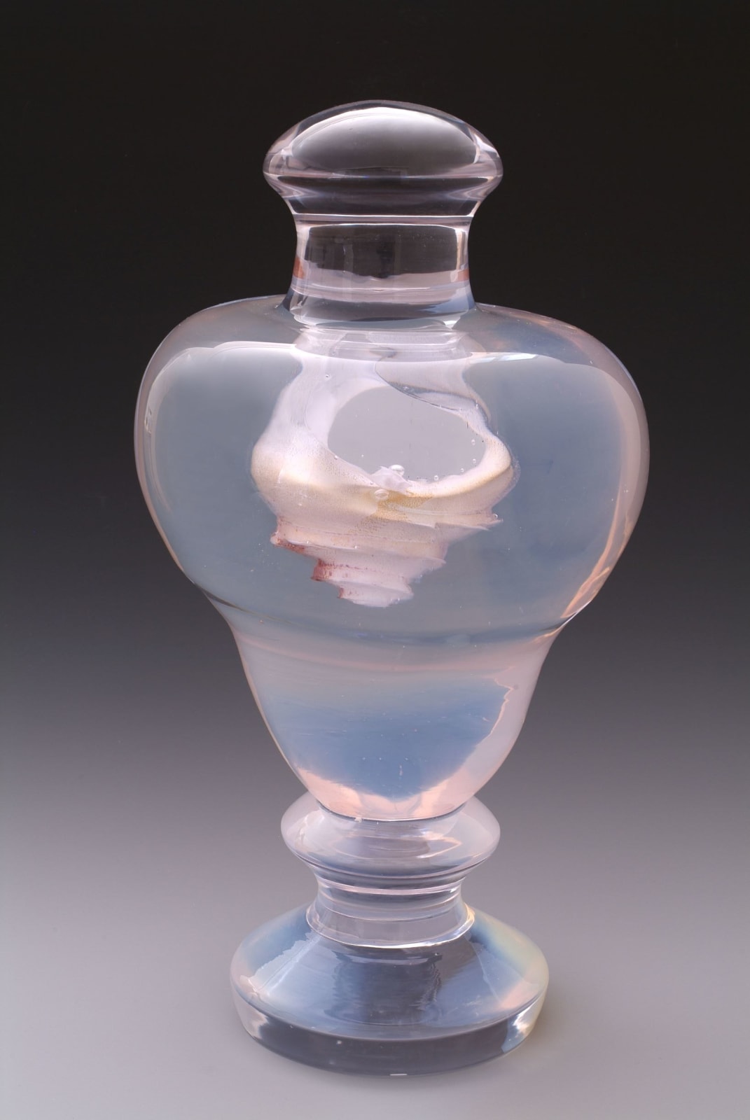 GUNILLA KIHLGREN, MASSIVT GLAS, TAGGSNÄCKA, 2016