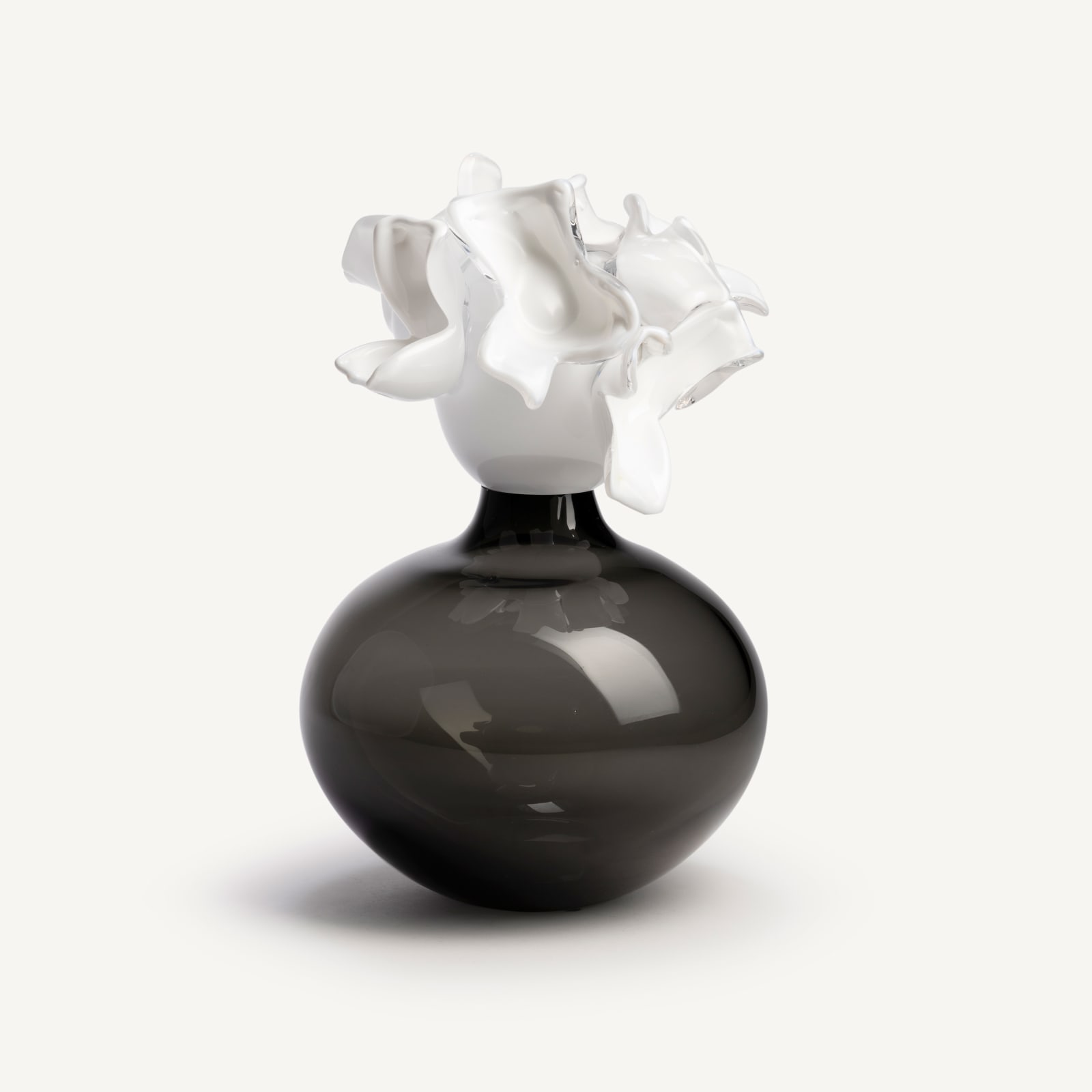 LENA BERGSTRÖM, ANEMONE BLACK/WHITE, 2022