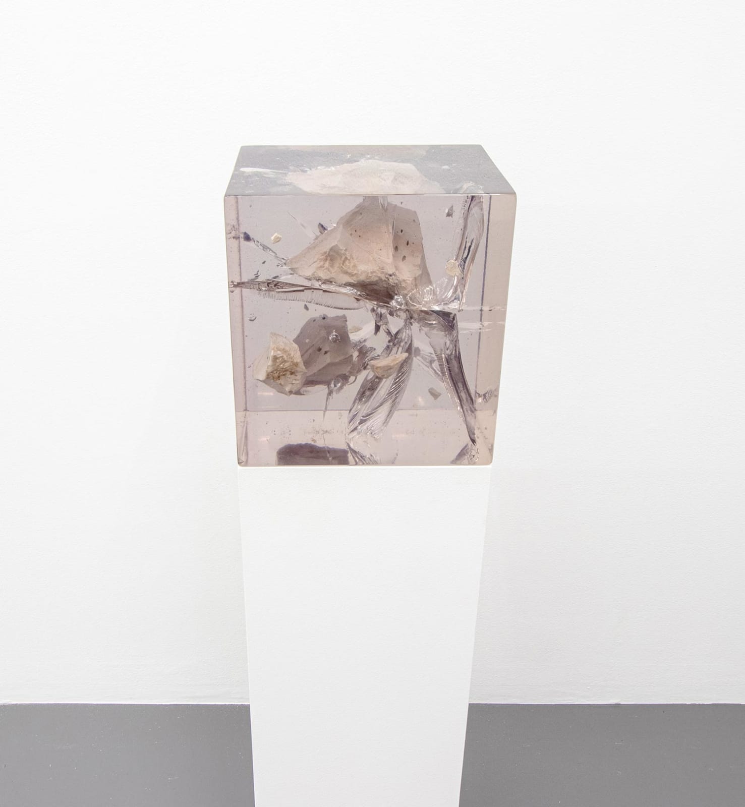 Julius Göthlin, Irregular Saturated Oscillopsia 4441, 2020