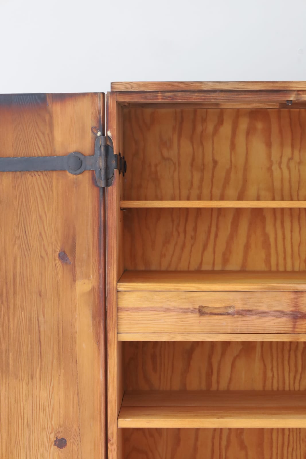 Axel Einar Hjorth, Lovö cabinet, 1930s