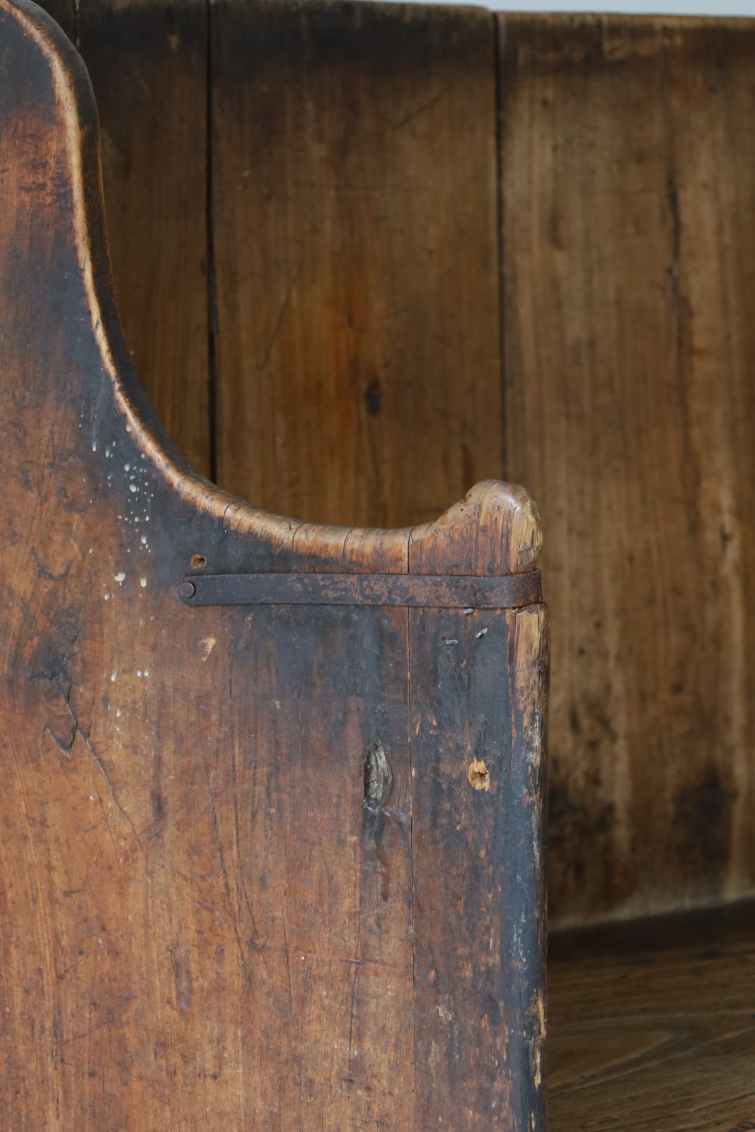 Unknown Designer, Superb and very rare early 18th century bench