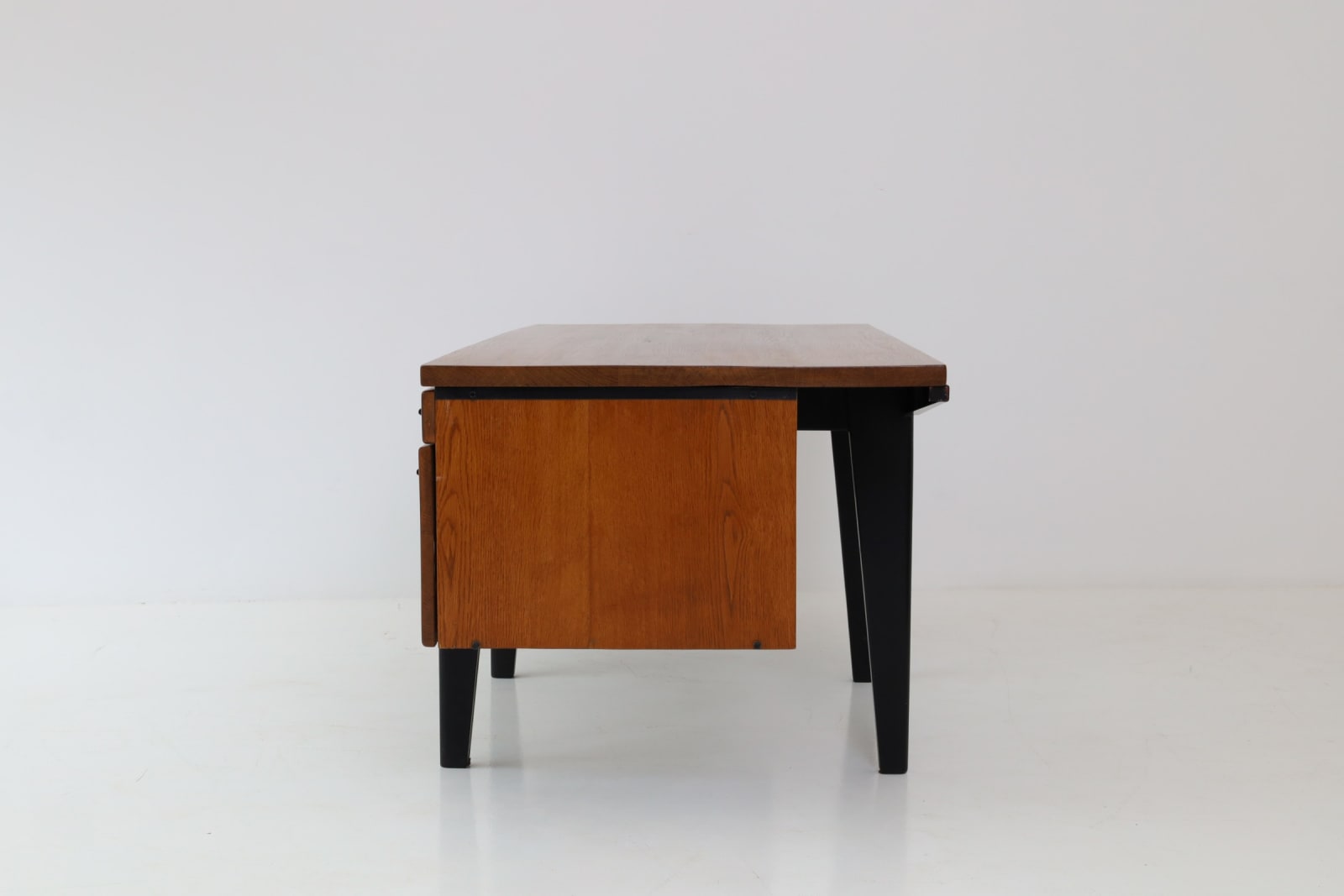 Jean Prouve, ‘Aile d’avion’ Desk Jean prouve, circa. 1946