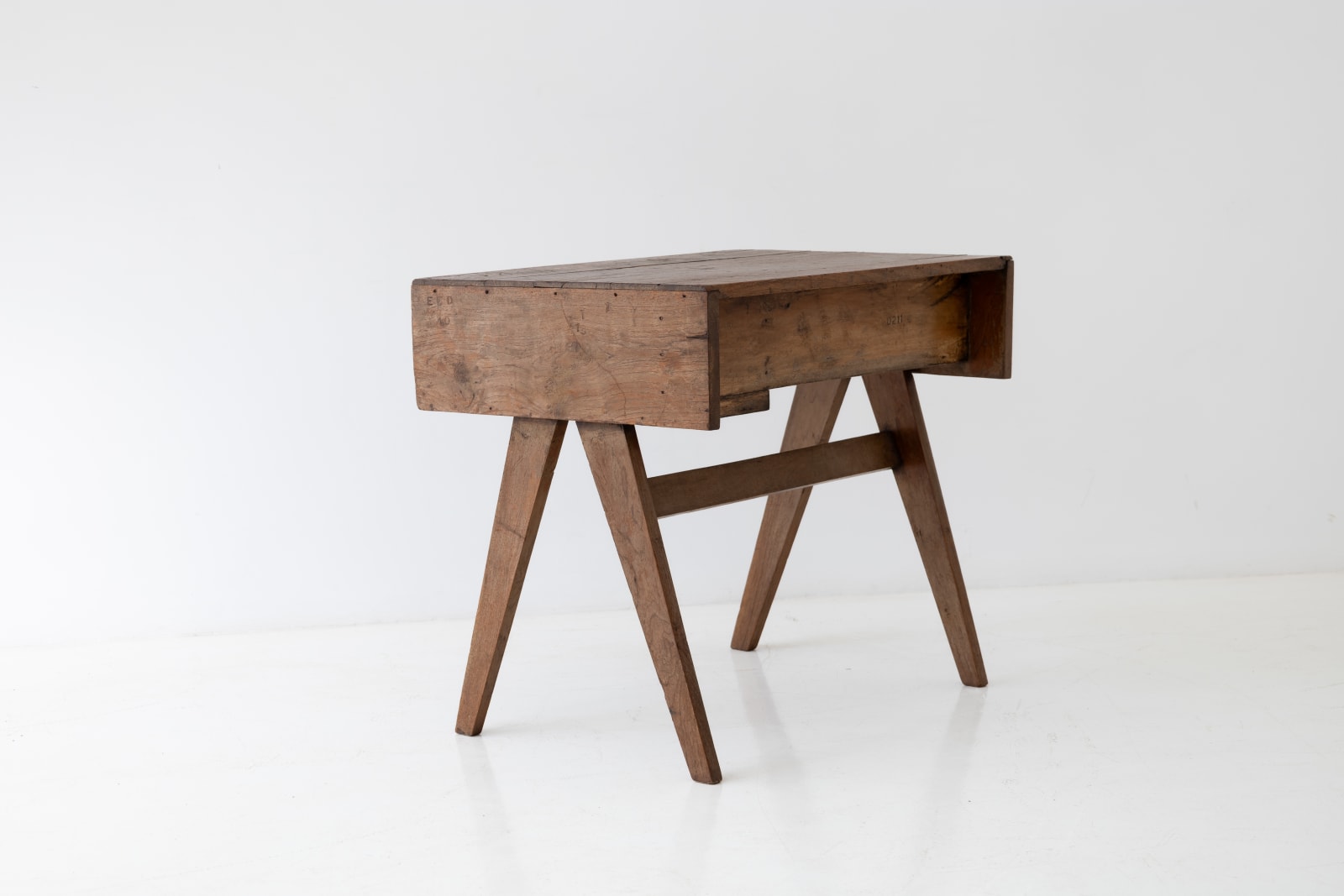 Pierre Jeanneret, Small and exceptional student desk, c.1955