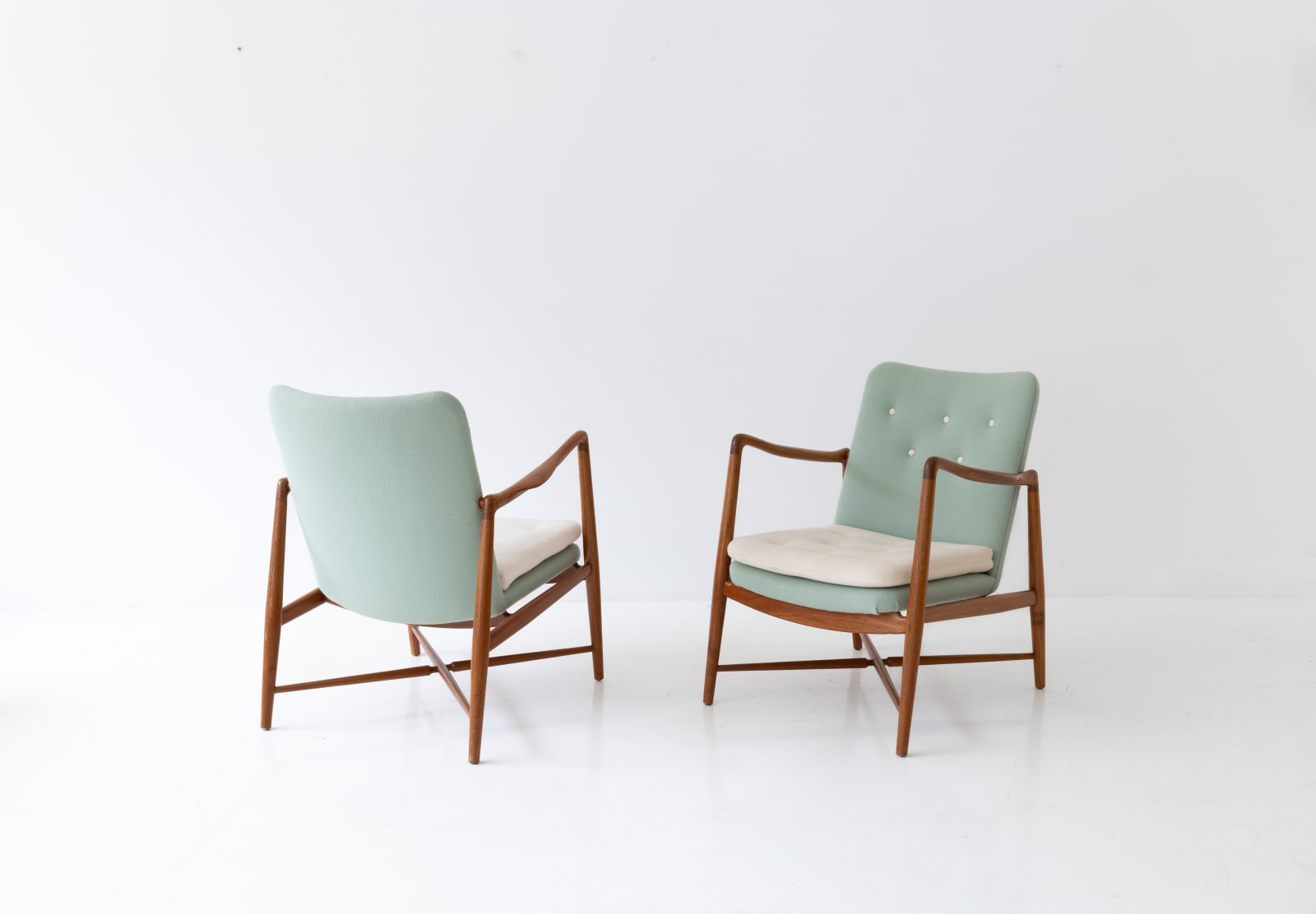 Finn Juhl, Pair of Model BO59 Fireplace Chairs, 1950s