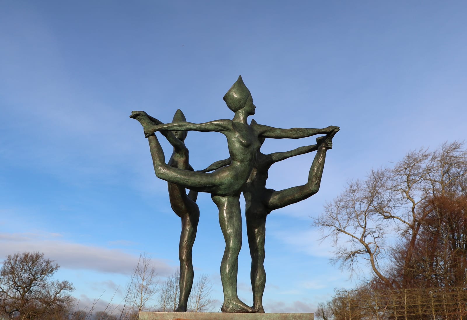 David Williams-Ellis, The Three Graces