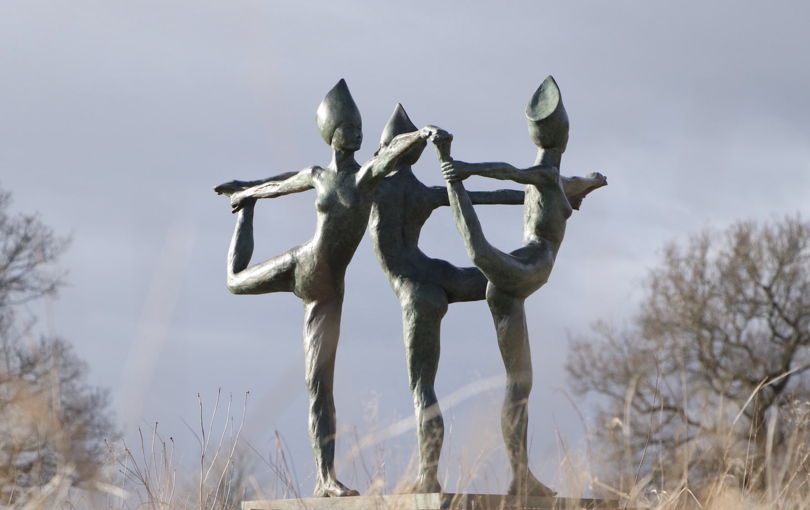 David Williams-Ellis, The Three Graces