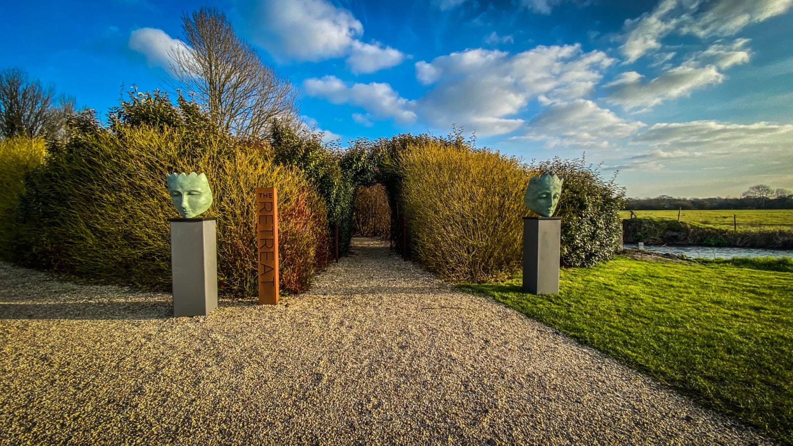 Jilly Sutton, Harle-Queen