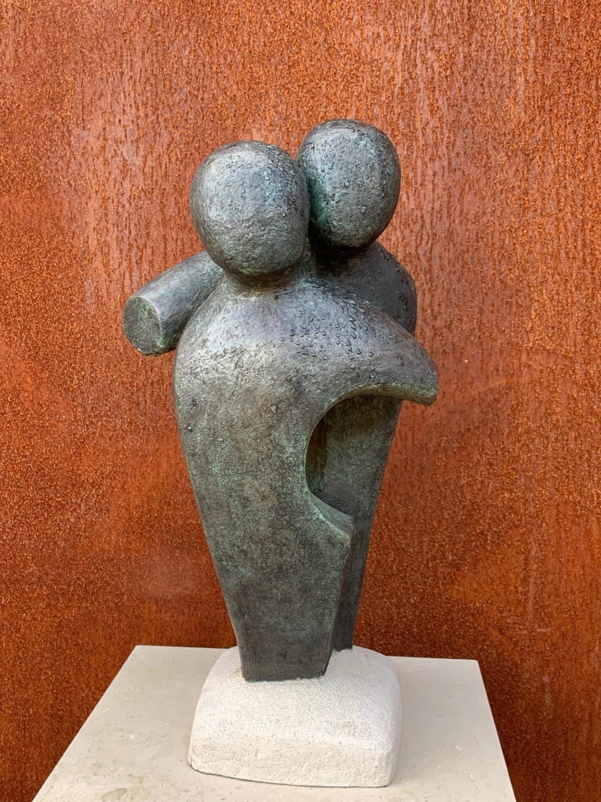 Beatrice Hoffman, Standing Together, 2018