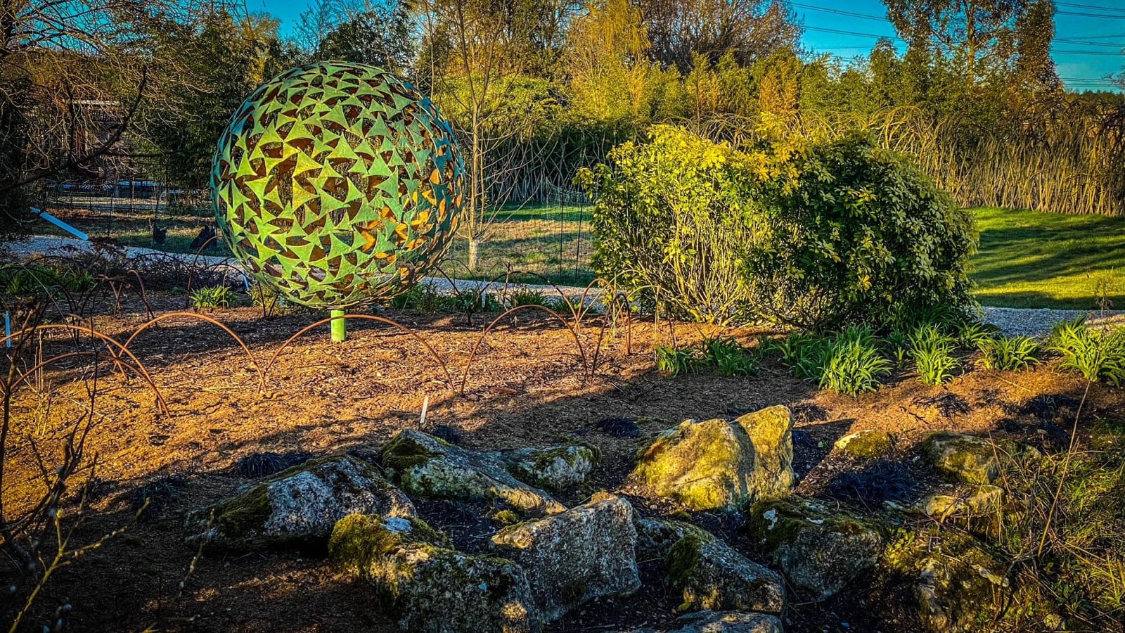 Charles Elliott, Verdigris and Gold Sail Sphere
